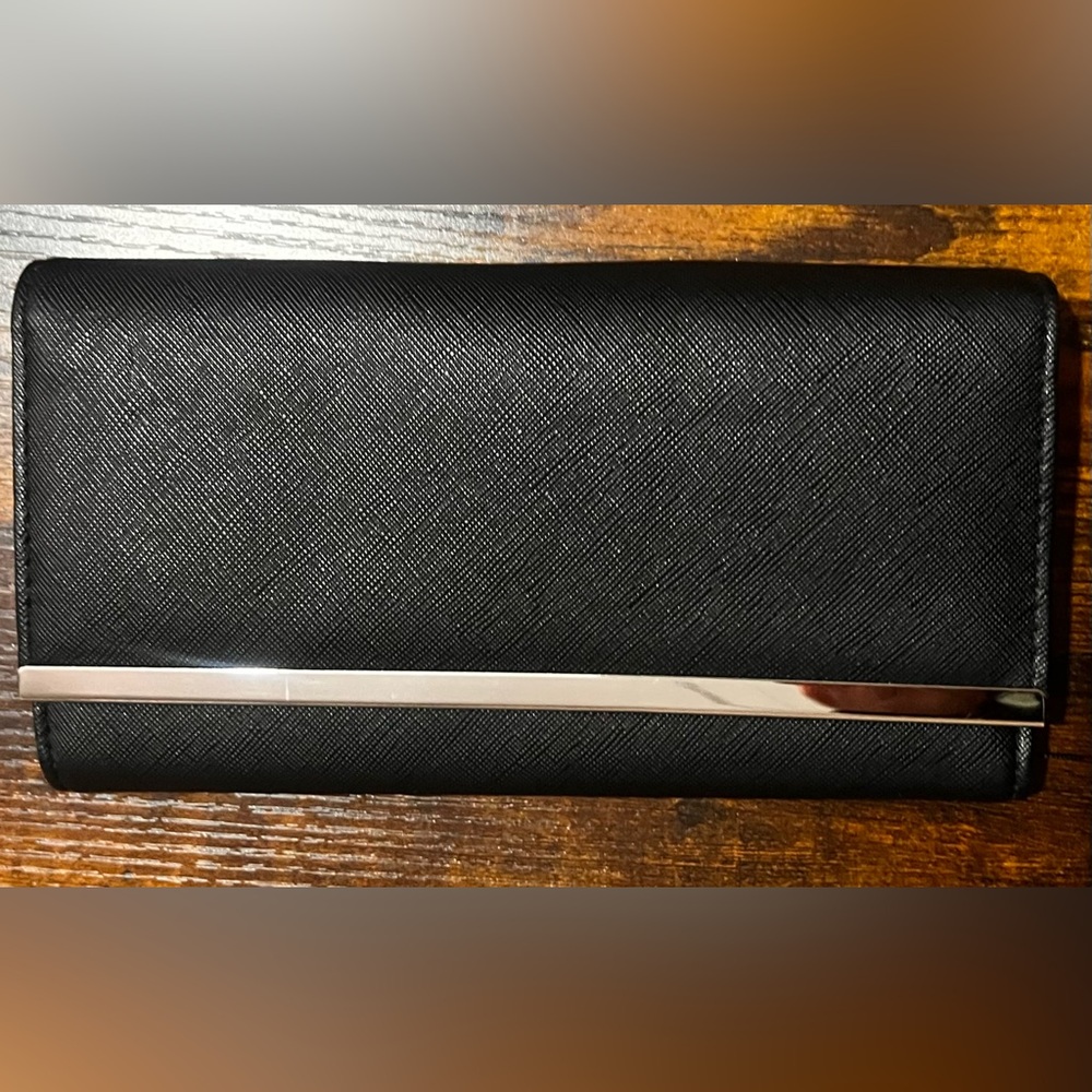 Women’s black new without tags wallet